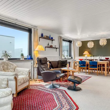 4 Star In * Løkken